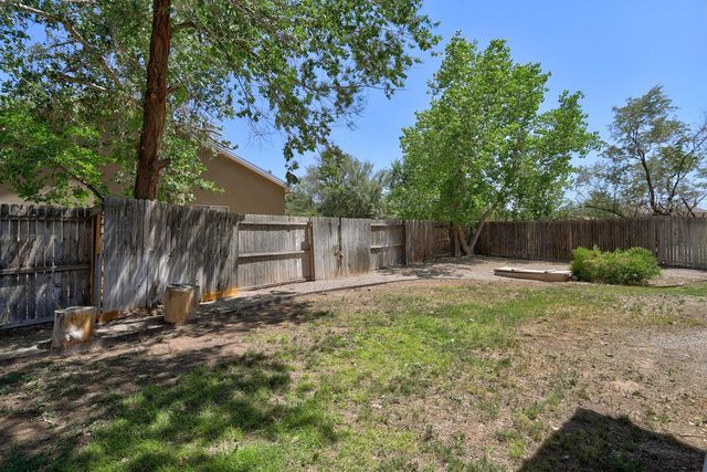 115 Espinosa Road, Corrales, NM 87048