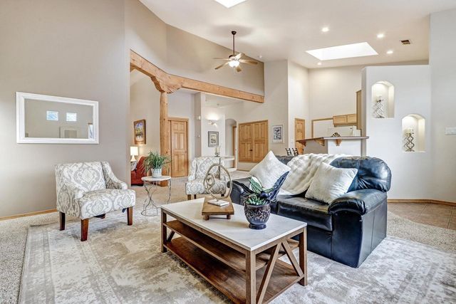 115 Espinosa Road, Corrales, NM 87048