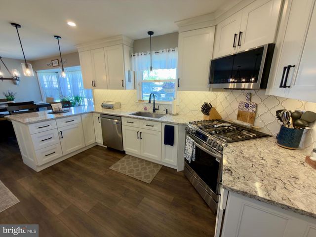 234 WHEAT RD, Buena, NJ 08310