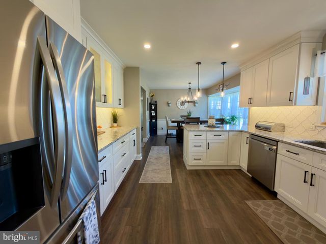 234 WHEAT RD, Buena, NJ 08310