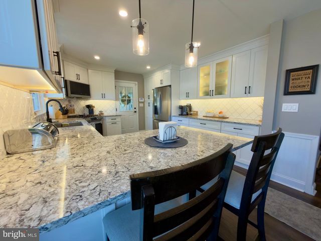 234 WHEAT RD, Buena, NJ 08310
