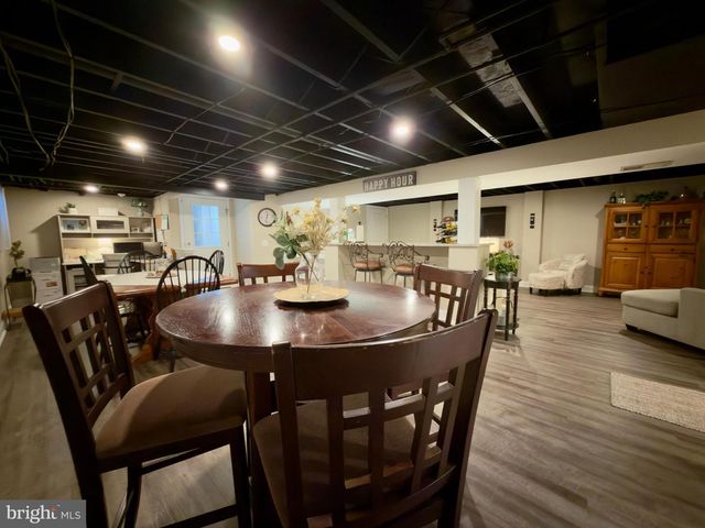 234 WHEAT RD, Buena, NJ 08310