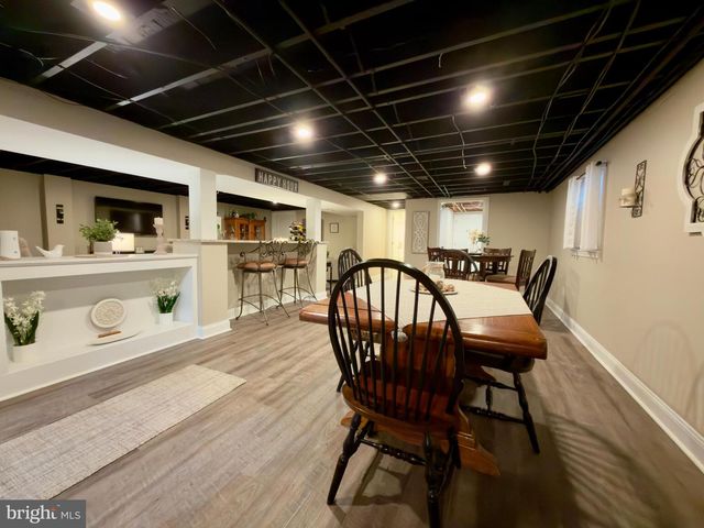 234 WHEAT RD, Buena, NJ 08310