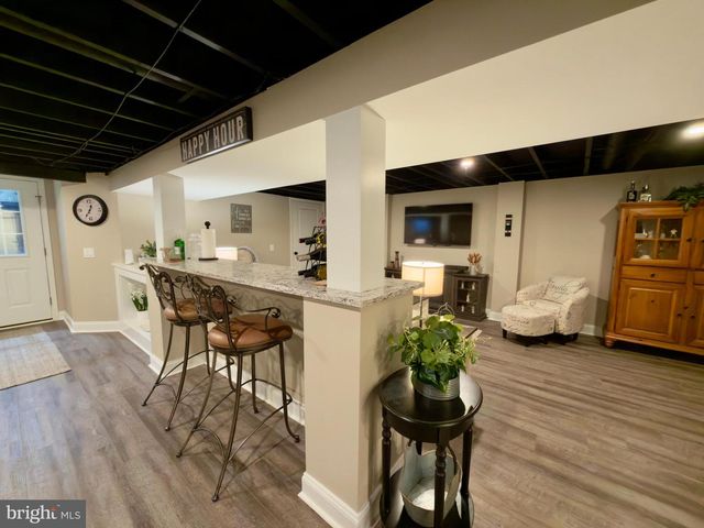 234 WHEAT RD, Buena, NJ 08310