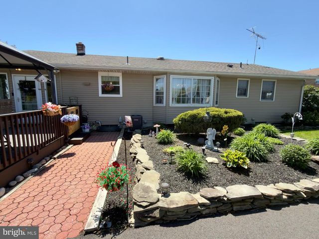 234 WHEAT RD, Buena, NJ 08310