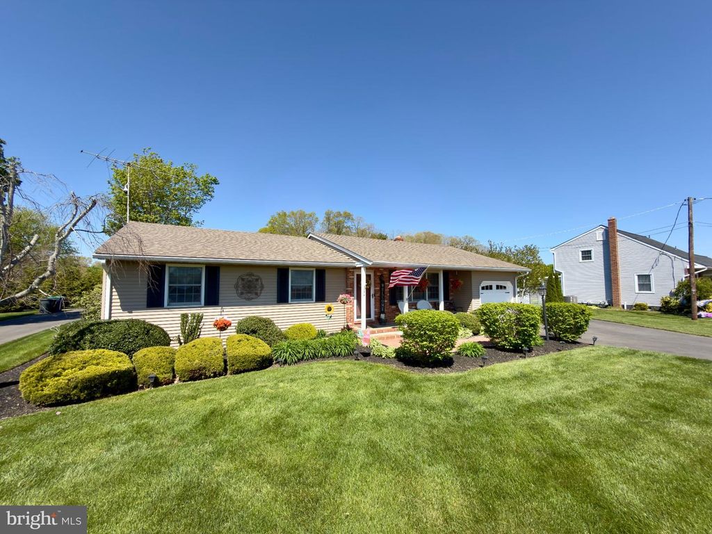 234 WHEAT RD, Buena, NJ 08310