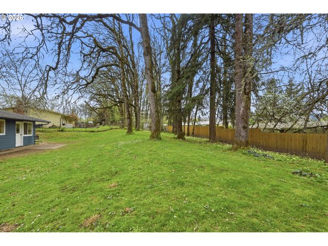 239 Ne Azalea Dr, Adair Village, OR 97330