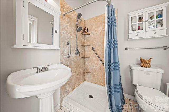 14546 Waterside Drive, Charlotte, NC 28278