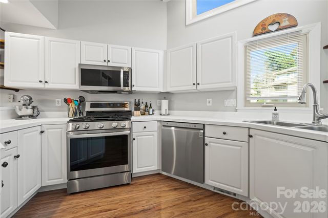 14546 Waterside Drive, Charlotte, NC 28278