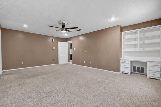 233 E 26th Street, Littlefield, TX 79336