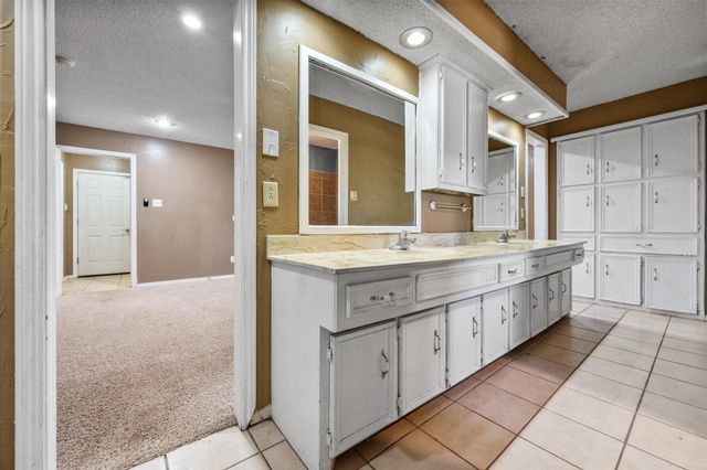 233 E 26th Street, Littlefield, TX 79336