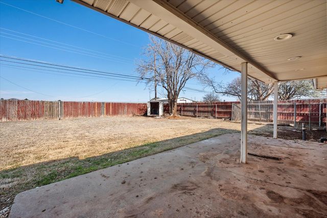 233 E 26th Street, Littlefield, TX 79336