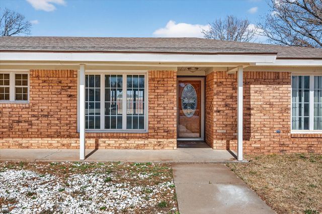 233 E 26th Street, Littlefield, TX 79336