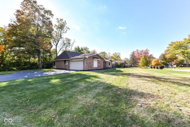 810 Ramblin Road, Greenwood, IN 46142