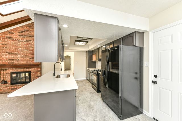 810 Ramblin Road, Greenwood, IN 46142