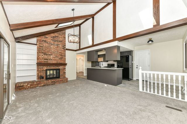 810 Ramblin Road, Greenwood, IN 46142