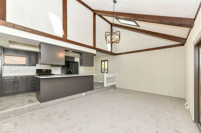 810 Ramblin Road, Greenwood, IN 46142