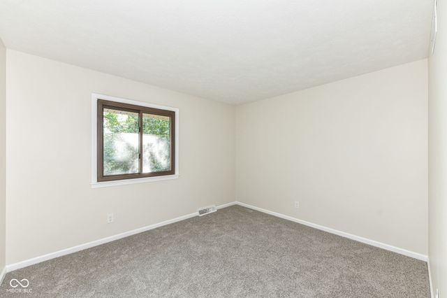 810 Ramblin Road, Greenwood, IN 46142