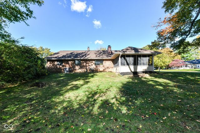 810 Ramblin Road, Greenwood, IN 46142