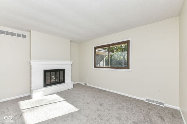 810 Ramblin Road, Greenwood, IN 46142