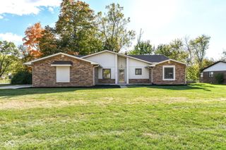810 Ramblin Road, Greenwood, IN 46142
