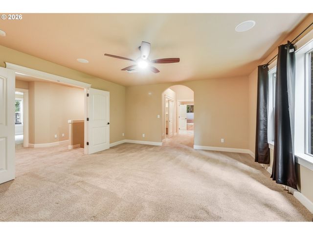 12925 Sw BELL Rd, Sherwood, OR 97140