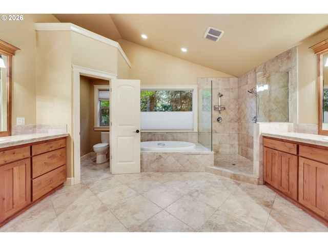 12925 Sw BELL Rd, Sherwood, OR 97140