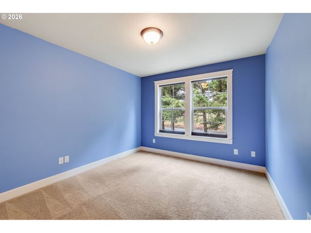 12925 Sw BELL Rd, Sherwood, OR 97140