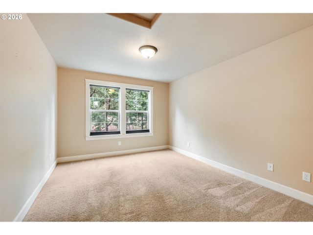 12925 Sw BELL Rd, Sherwood, OR 97140