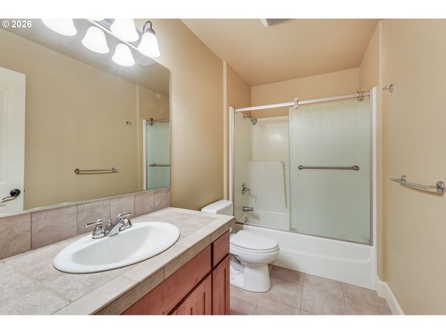 12925 Sw BELL Rd, Sherwood, OR 97140