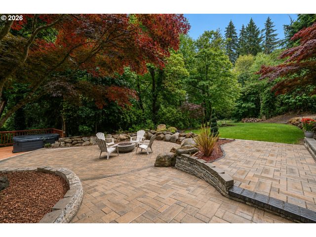 12925 Sw BELL Rd, Sherwood, OR 97140