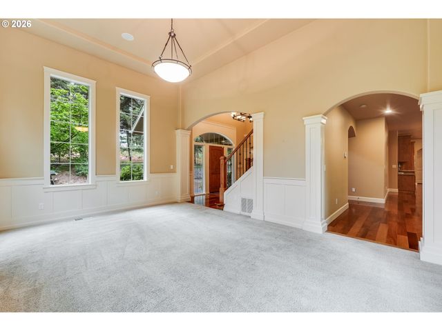 12925 Sw BELL Rd, Sherwood, OR 97140