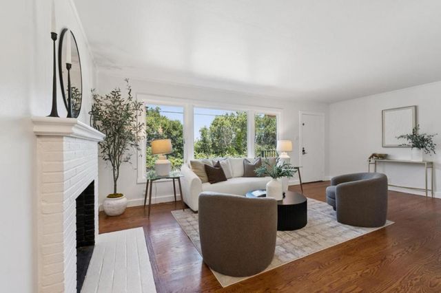 293 W 39th Avenue, San Mateo, CA 94403