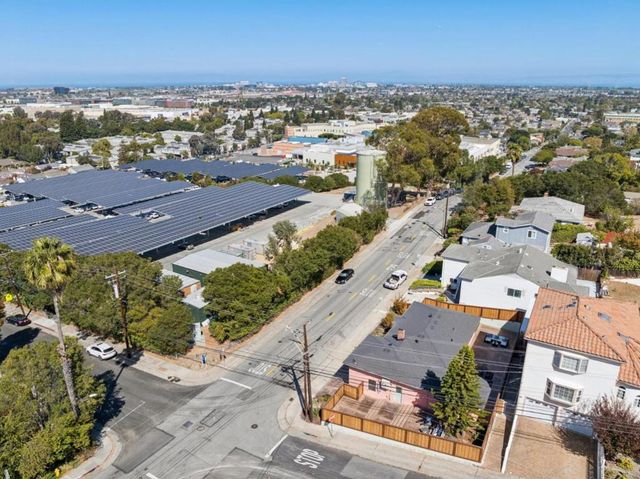 293 W 39th Avenue, San Mateo, CA 94403