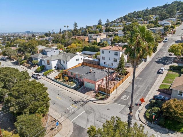 293 W 39th Avenue, San Mateo, CA 94403
