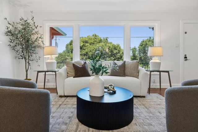 293 W 39th Avenue, San Mateo, CA 94403