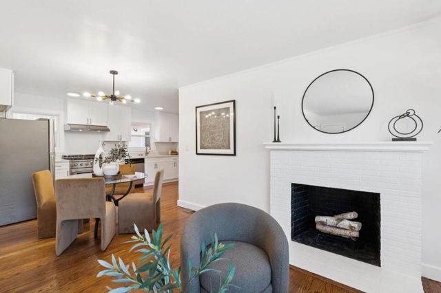 293 W 39th Avenue, San Mateo, CA 94403
