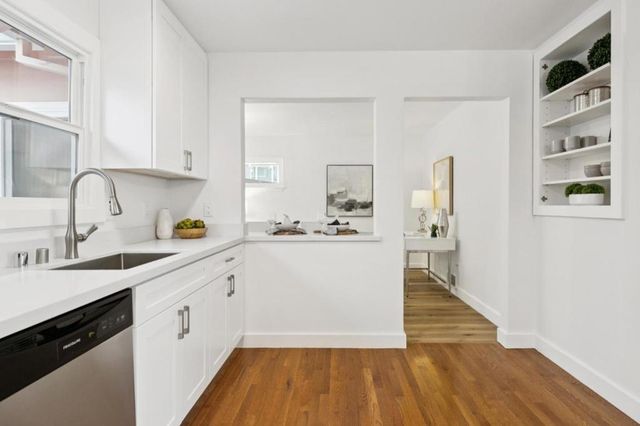 293 W 39th Avenue, San Mateo, CA 94403
