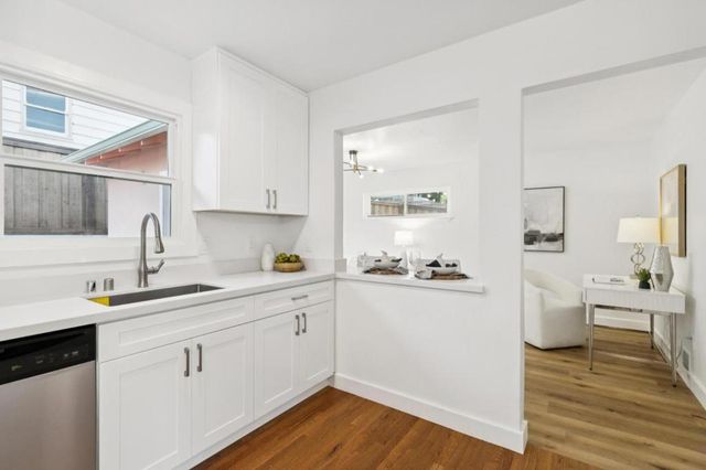 293 W 39th Avenue, San Mateo, CA 94403