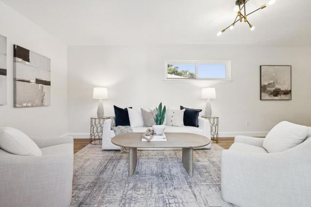 293 W 39th Avenue, San Mateo, CA 94403