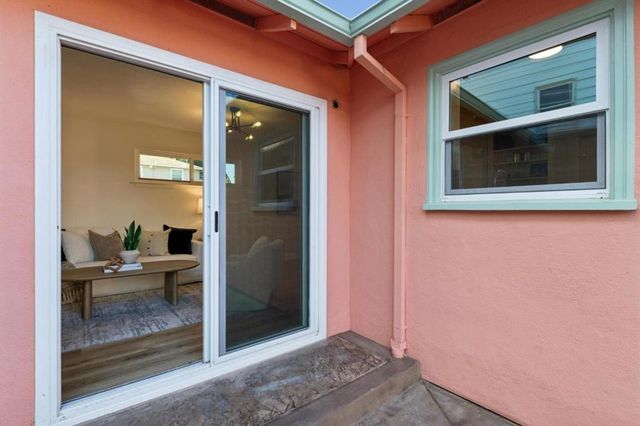 293 W 39th Avenue, San Mateo, CA 94403