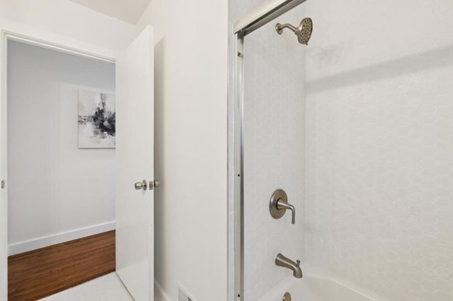 293 W 39th Avenue, San Mateo, CA 94403