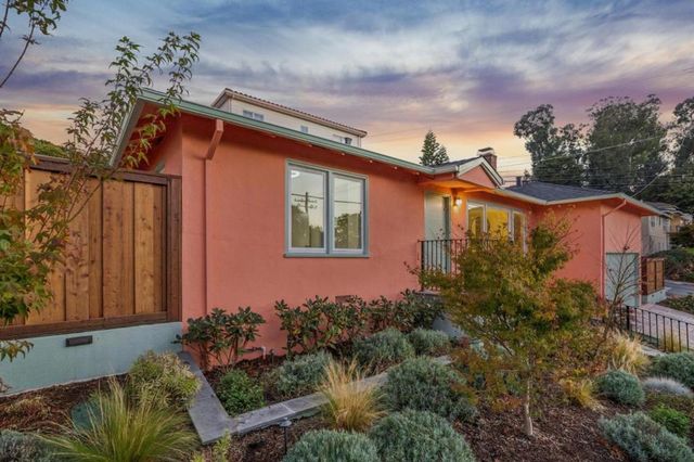 293 W 39th Avenue, San Mateo, CA 94403