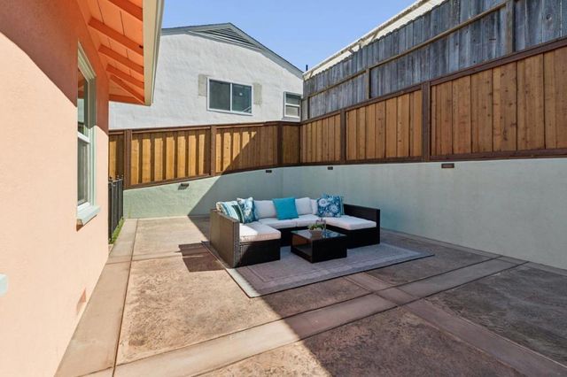 293 W 39th Avenue, San Mateo, CA 94403