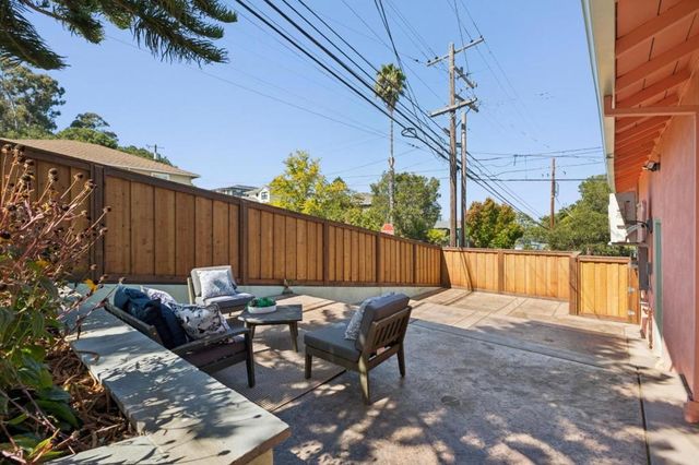 293 W 39th Avenue, San Mateo, CA 94403