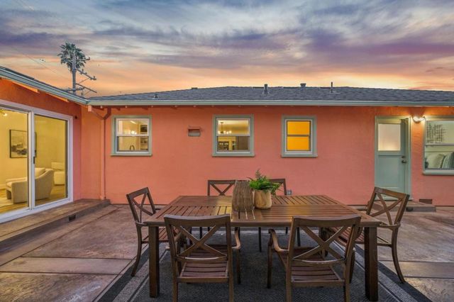 293 W 39th Avenue, San Mateo, CA 94403