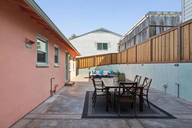 293 W 39th Avenue, San Mateo, CA 94403