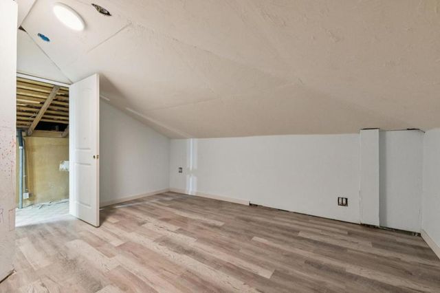 293 W 39th Avenue, San Mateo, CA 94403
