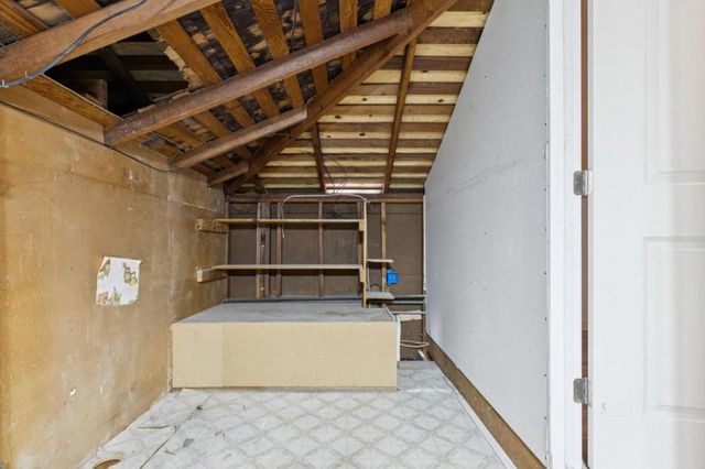 293 W 39th Avenue, San Mateo, CA 94403