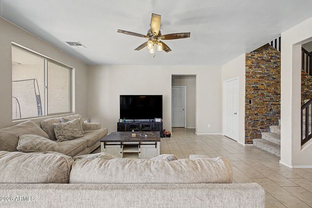 10155 W GOLDEN Lane, Peoria, AZ 85345